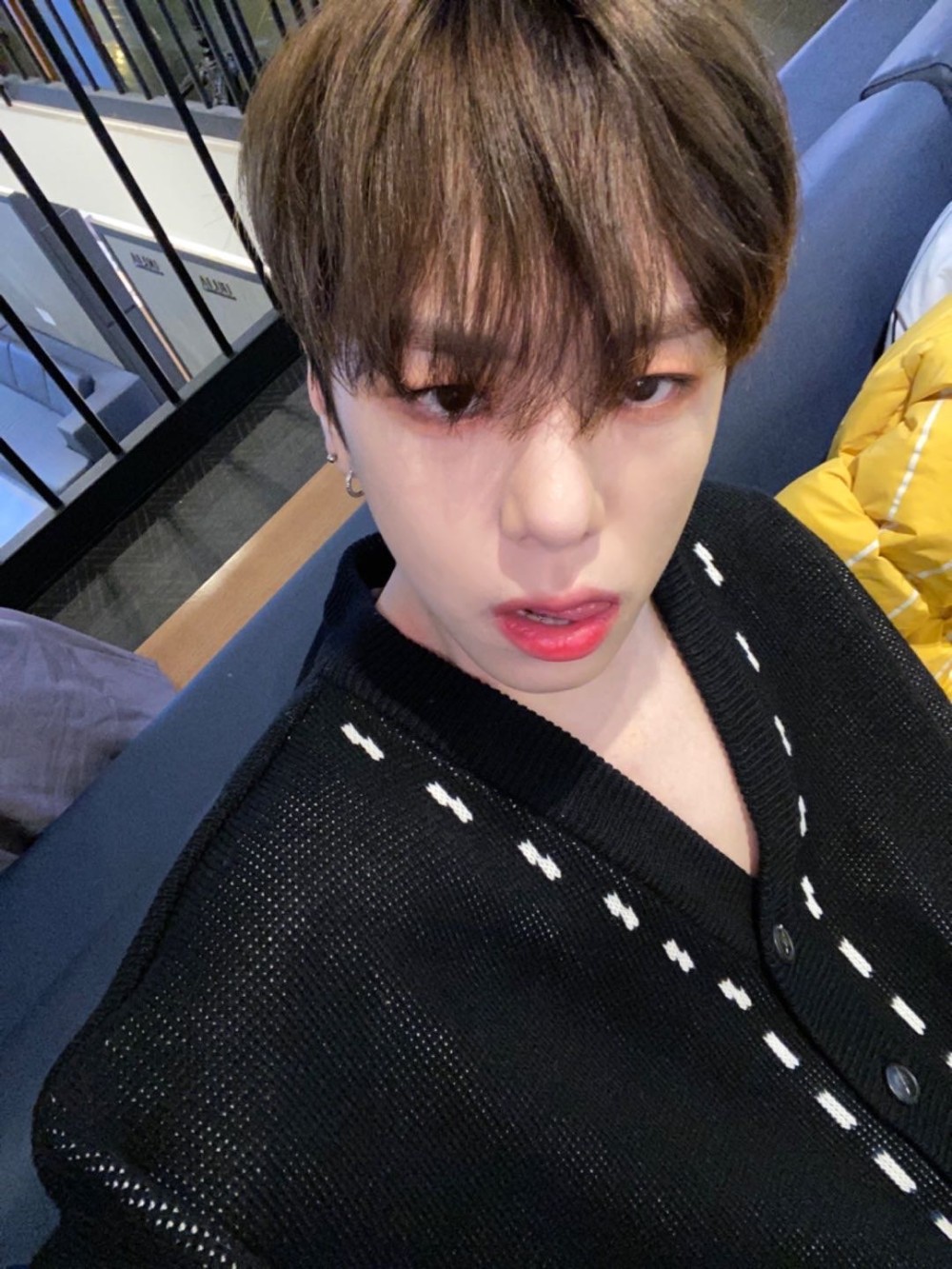 V Live V Live