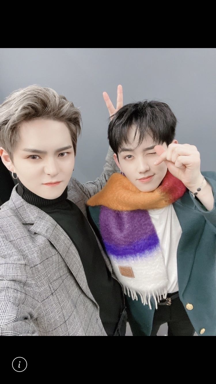 V Live V Live