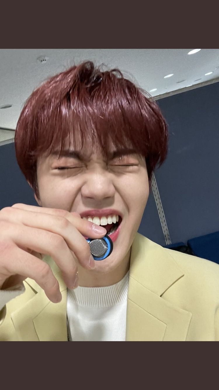 V Live V Live
