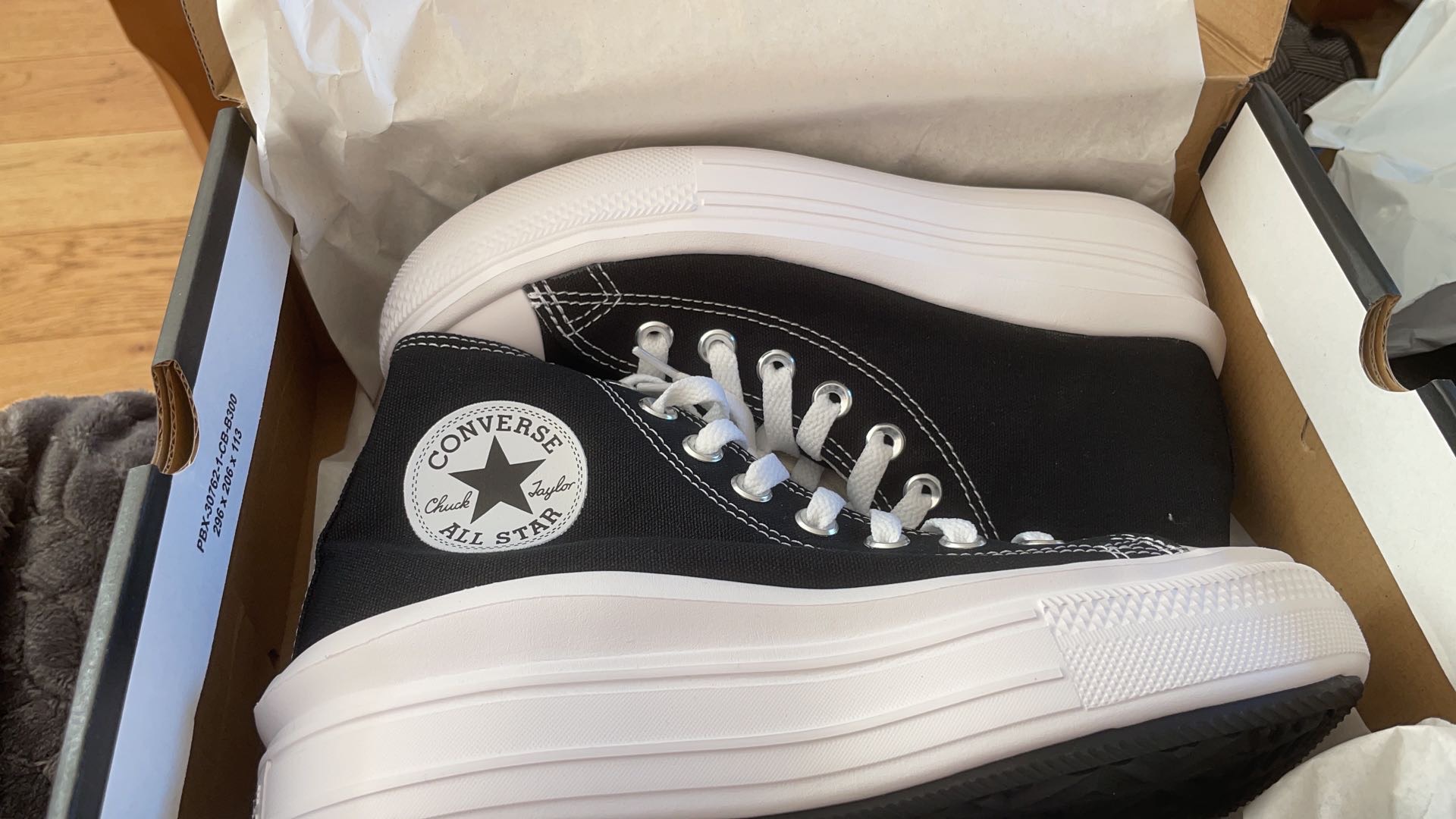 enhypen shoes converse