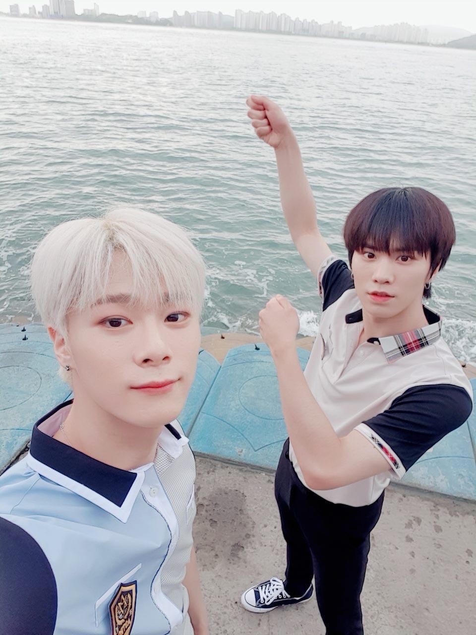V Live V Live