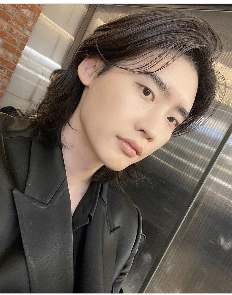 V Live