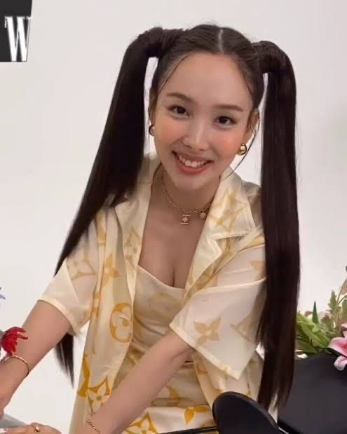 V Live