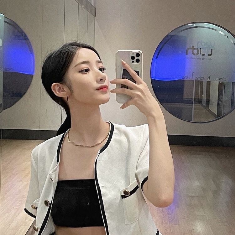 V Live