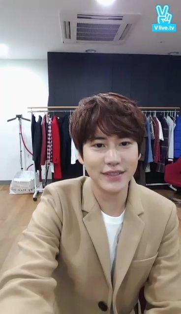 kyuhyun naver v live