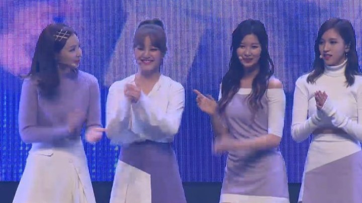 Twice曲 One In A Million を韓国語で歌おう 歌詞の読み方は大きな日本語カタカナで Mv動画 和訳翻訳意味付 Twice Bts K Pop曲の歌詞 カナルビ 和訳翻訳 ダンス動画 体験型韓国語勉強 応援ファンサイト 七福神