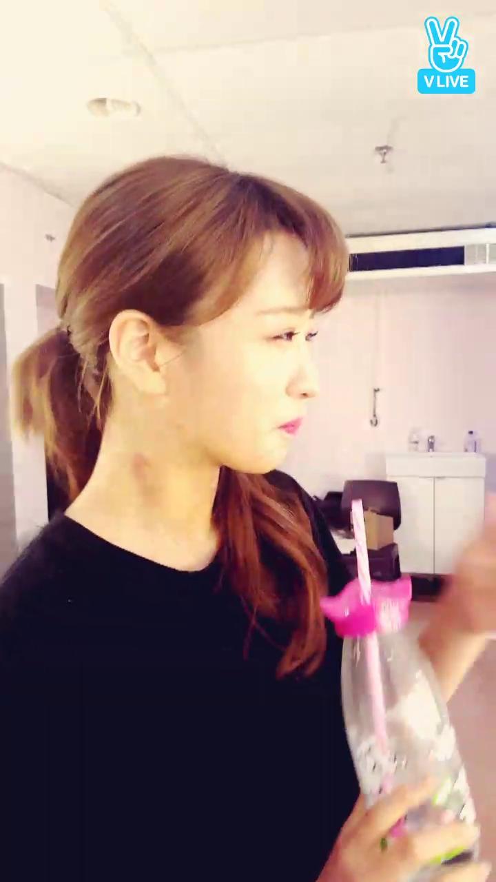 Apink's Broadcast in Singapore