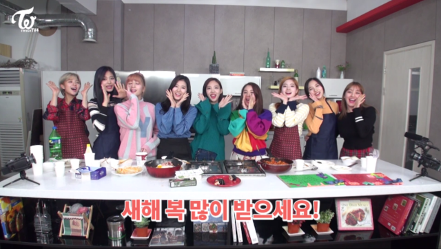 Naver V Live Video Subtitle Links For 19609 Twice Tv4 Last Ep Twice S Cooktime 2
