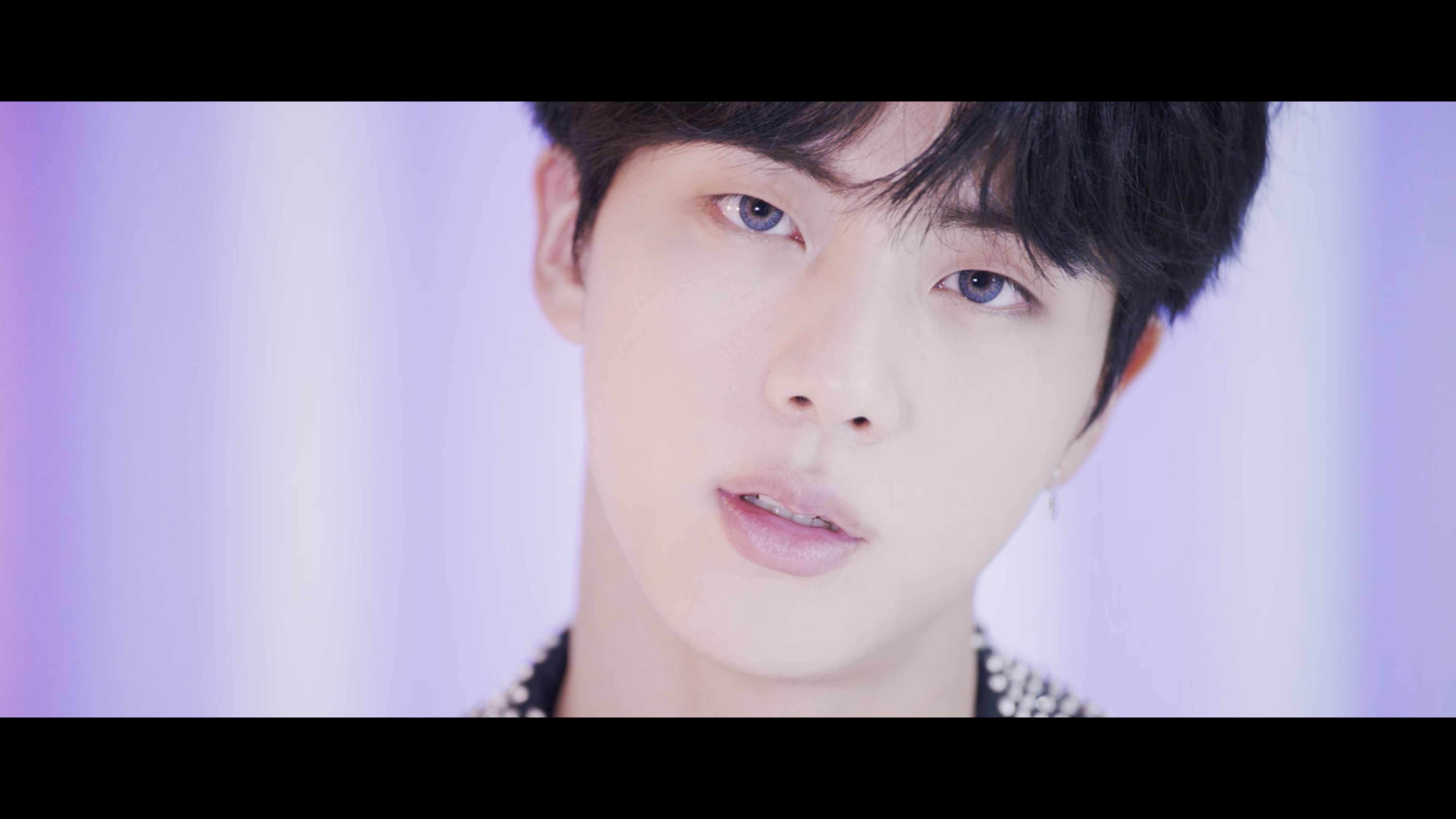 BTS (방탄소년단) 'DNA' Official MV