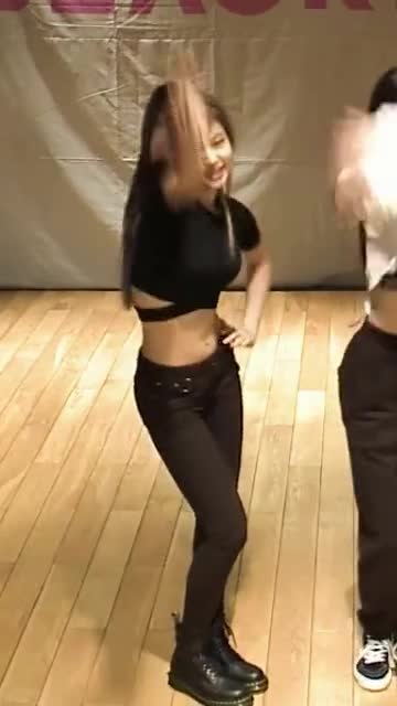 [AutoCam_Jennie] BLACKPINK – ‘마지막처럼 (AS IF IT’S YOUR LAST)’ DANCE PRACTICE VIDEO