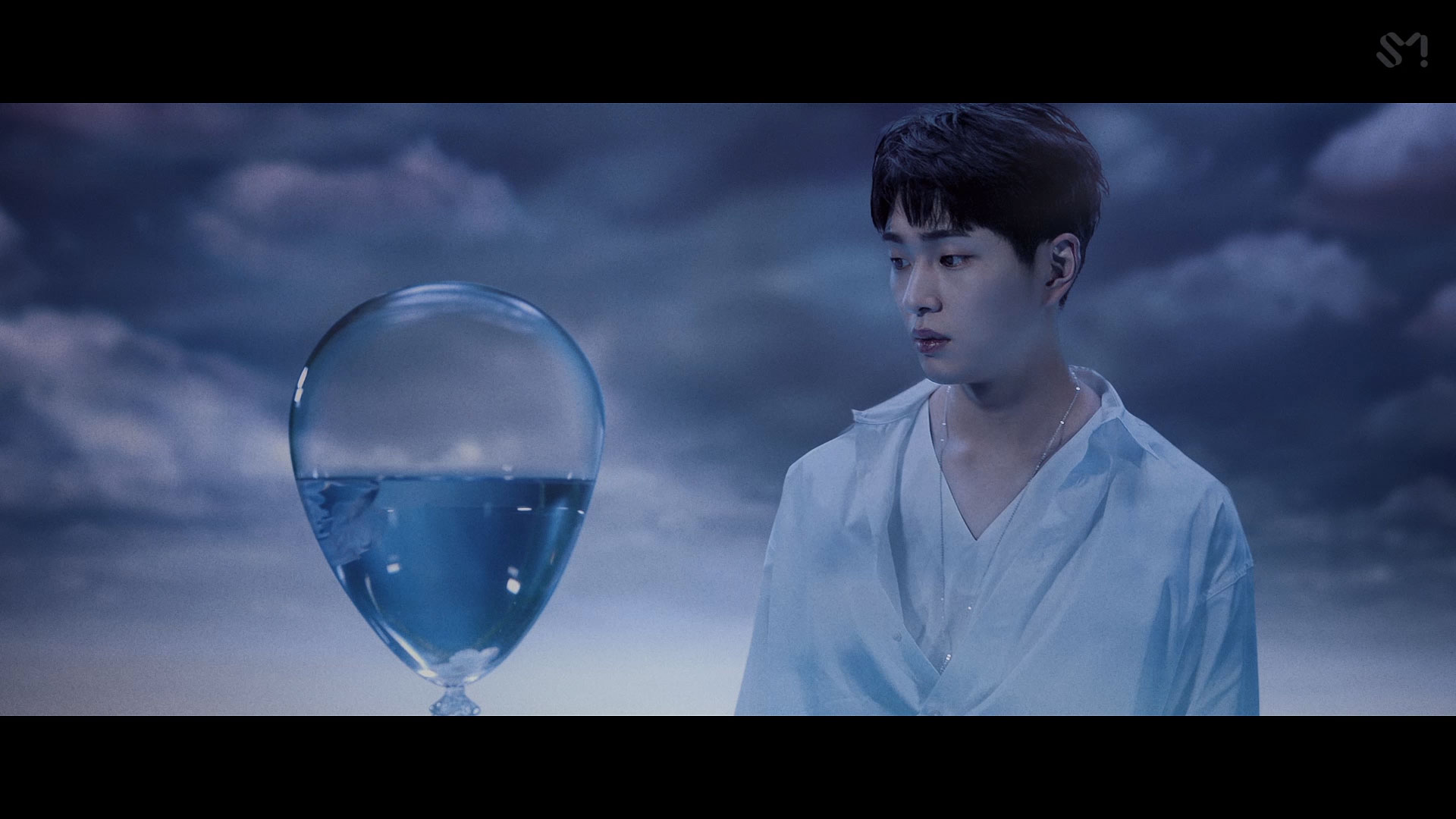 ONEW 온유 'Blue' MV