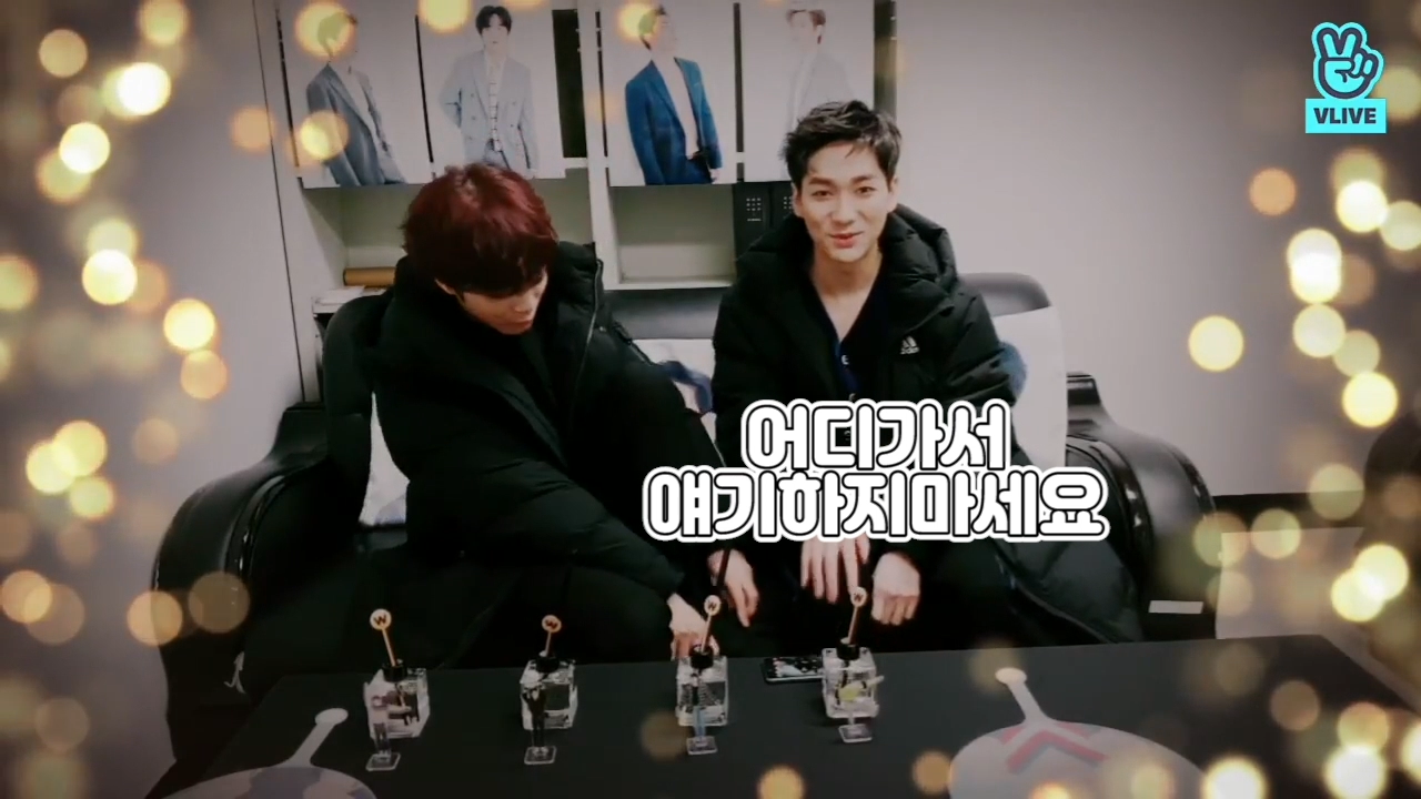 [NU’EST W] 아로니 양말 5개 신고 300신발 신은거 비밀이에요🤫(Aron talking about when he first came to Korea)