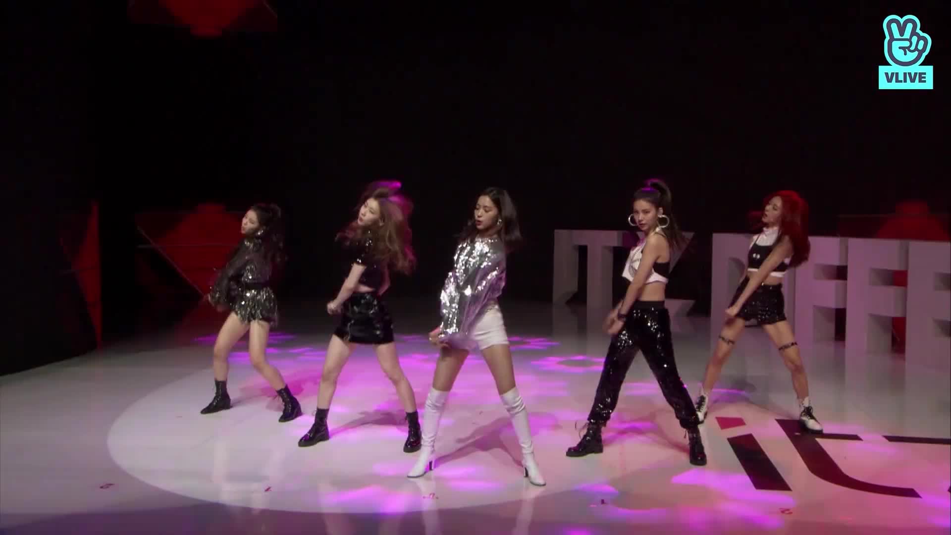 Irony , Bad Girl Good Girl, 우아하게 - ITZY THE 1ST SINGLE <IT'z Different> LIVE PREMIERE