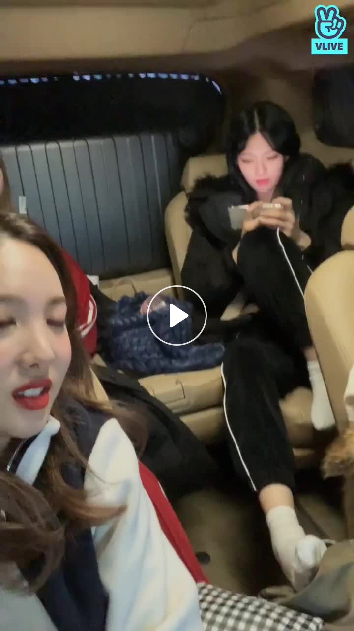v live