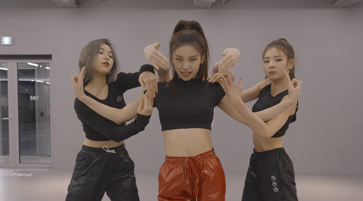 ITZY(있지) "WANNABE" Dance Practice (Moving Ver.)