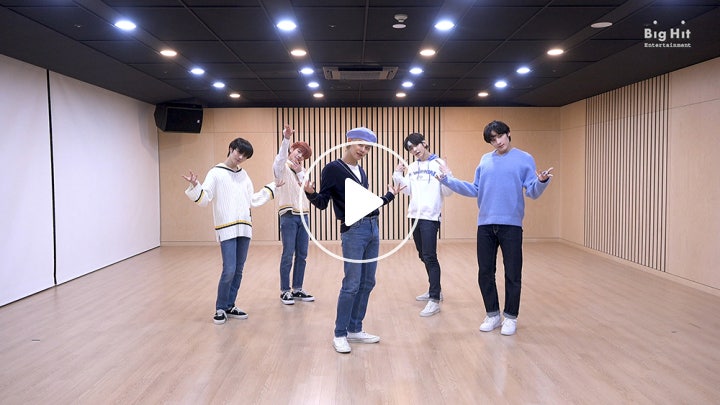V Live Tomorrow X Together Can T We Just Leave The Monster Alive Dance Practice