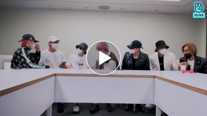 Mark Is Baaaaaaaaccck Mark Ing 彡
