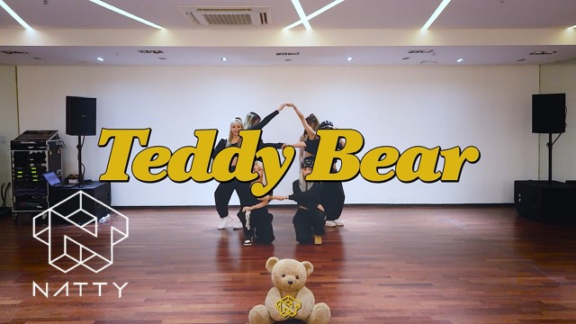 나띠(NATTY) - ‘Teddy Bear’ Dance Practice