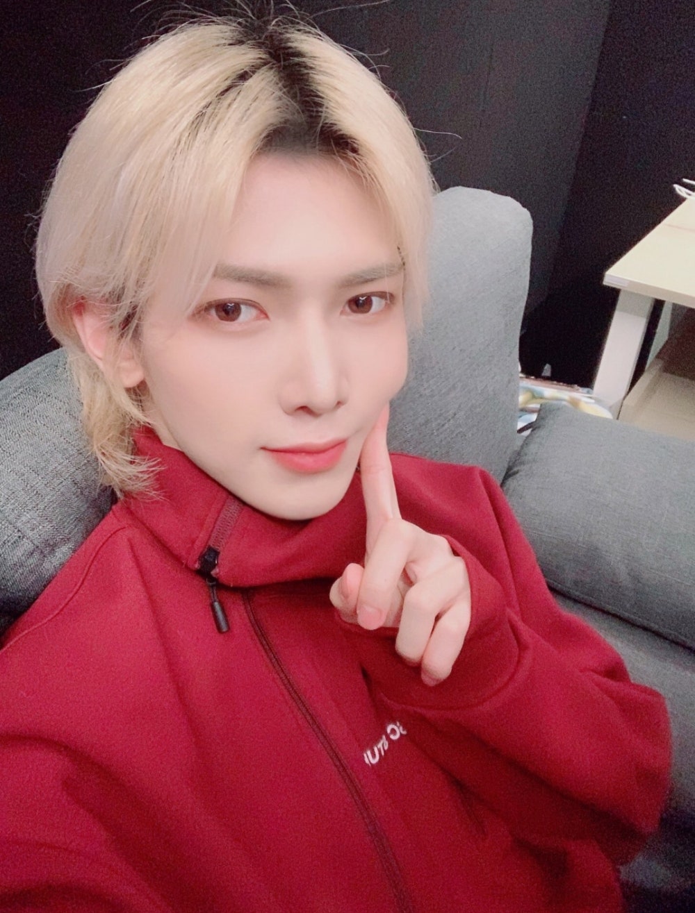 V Live 3 major hair trends taking over south korea in 2020. v live