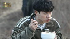 [HOT] Yoon Doo-joon and Lee Gi-kwang, who are inhaling the rice! 🥄, 안싸우면 다행이야