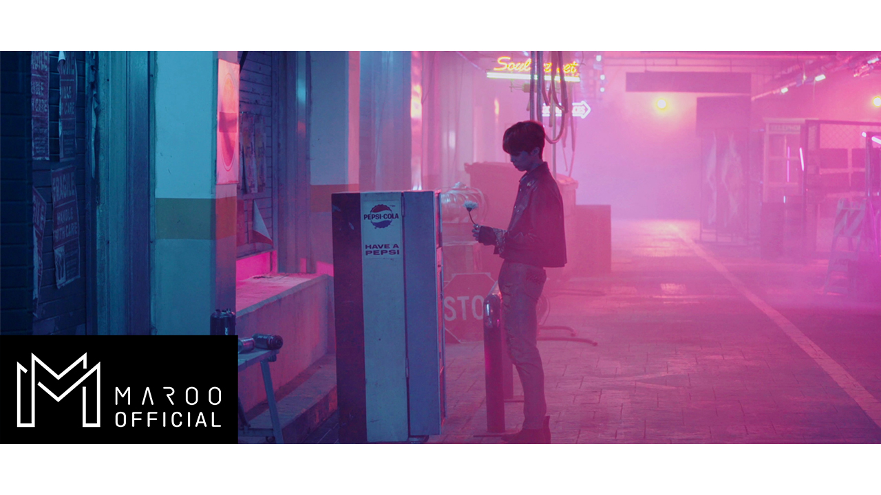 [GHOST9] 'W.ALL' M/V Behind -1-