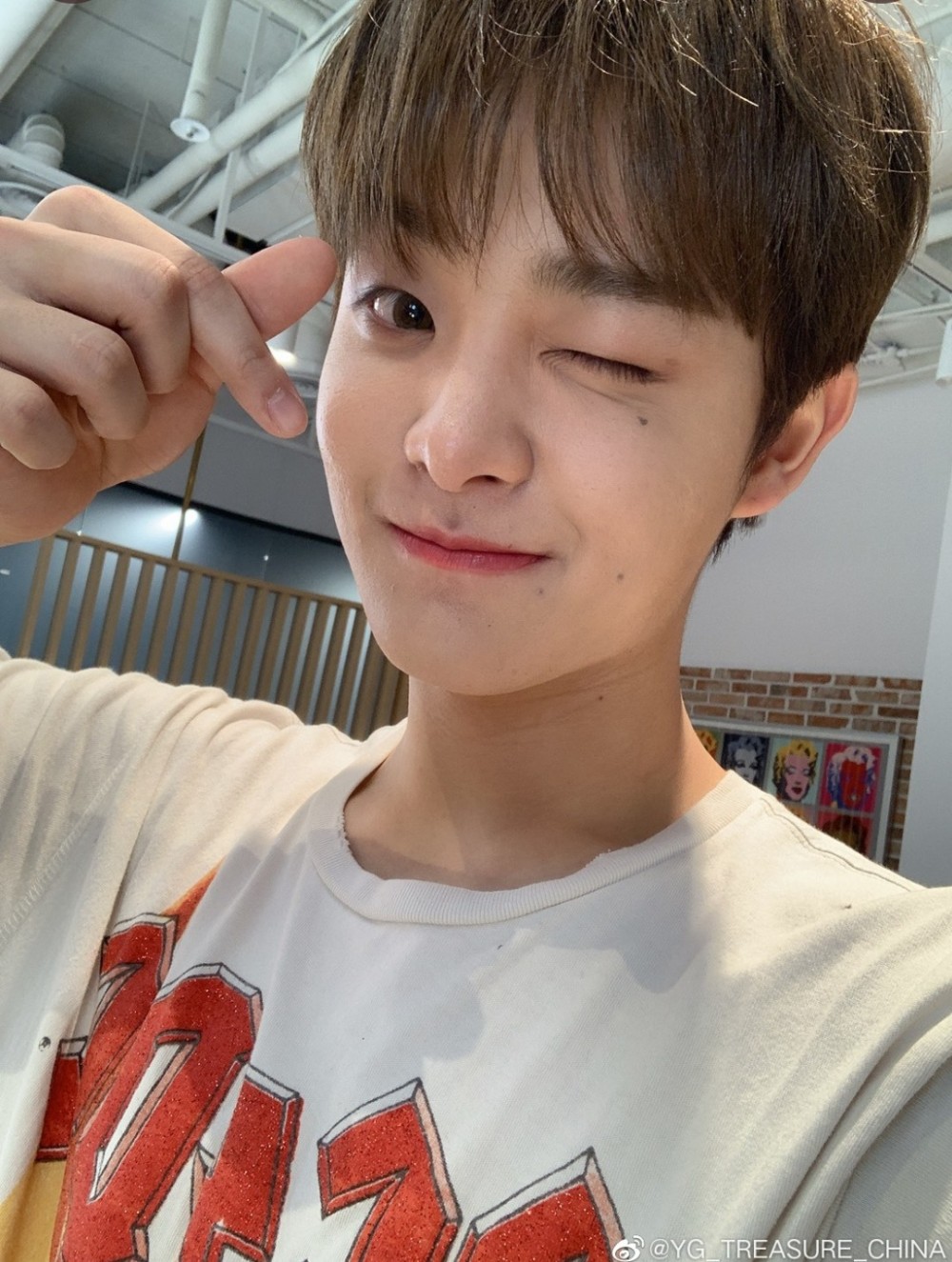 V Live V Live