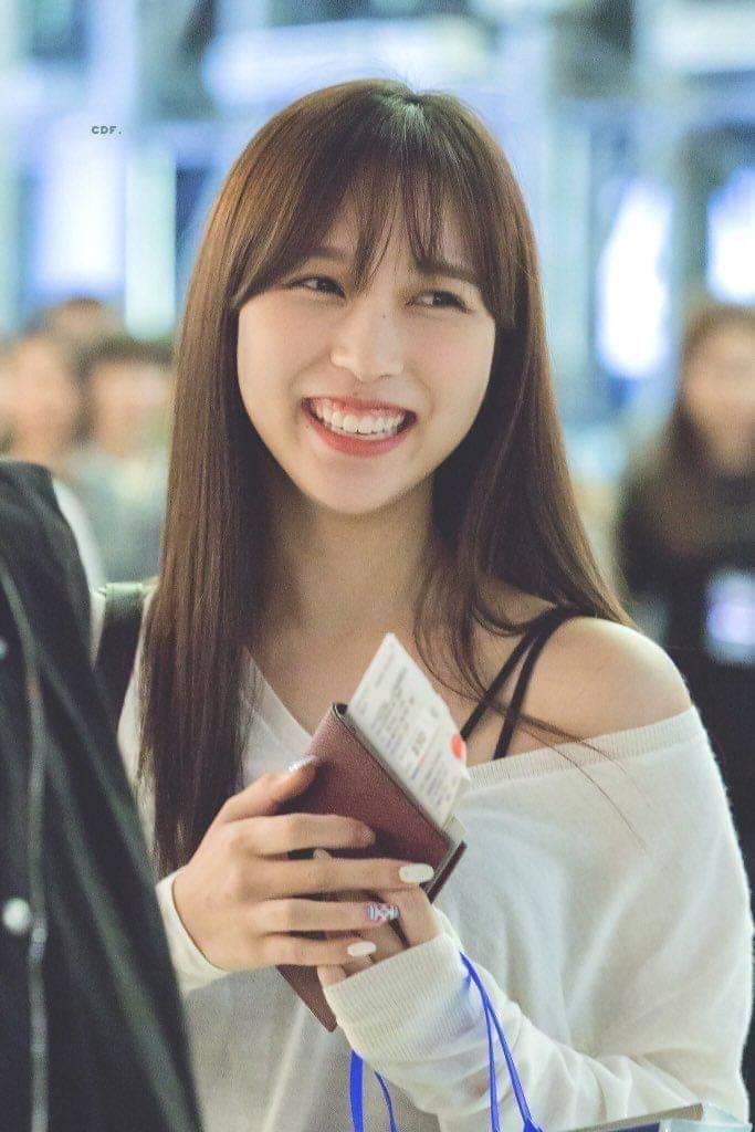 v live