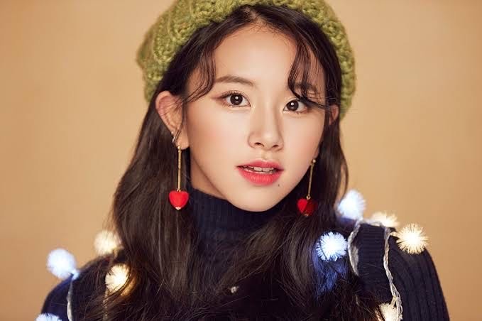 v live