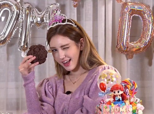 V Live Take the cake for the best birthday card by using one of these birthday puns. v live