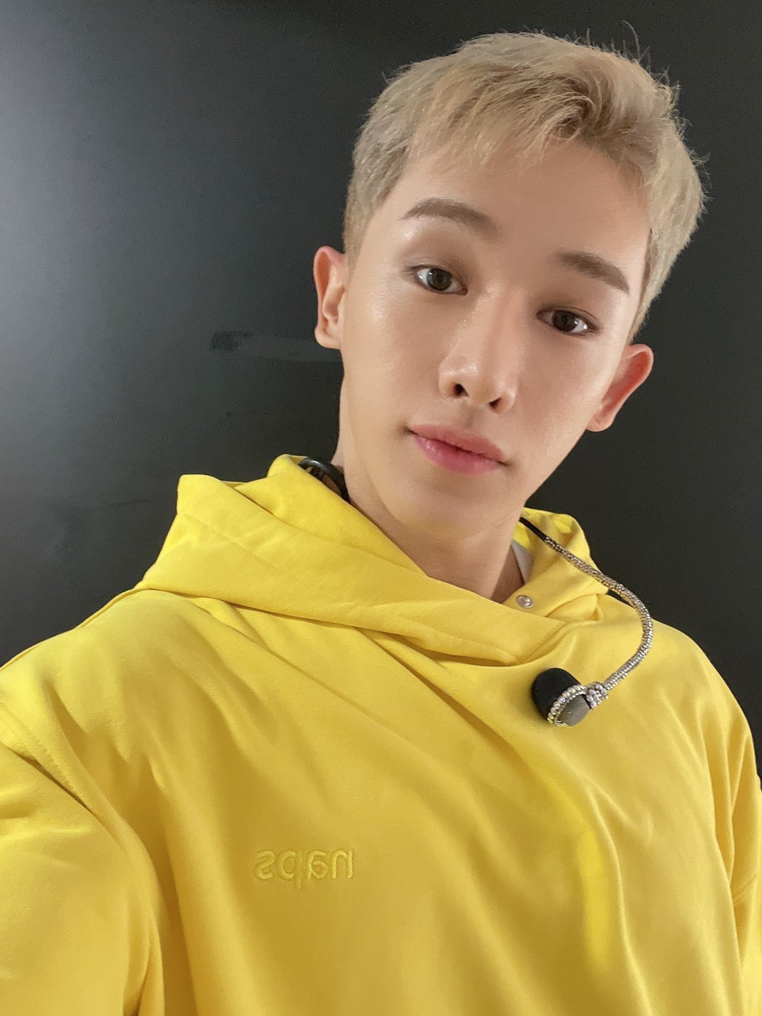 naps sweatshirt wonho