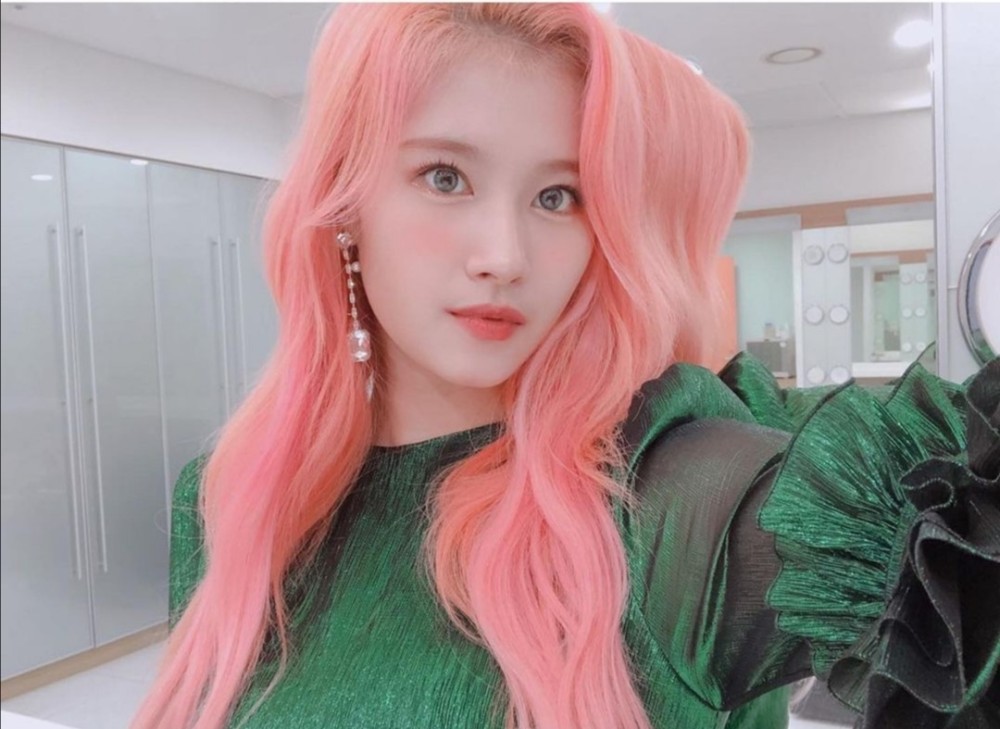 v live
