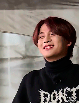 V LIVE