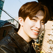 영재 (YOUNGJAE)