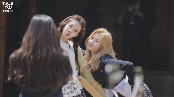 V Live Twice Reality Time To Twice Tdoong Forest Ep 01 V Live Twice Reality Time To Twice Tdoong Forest Ep 01