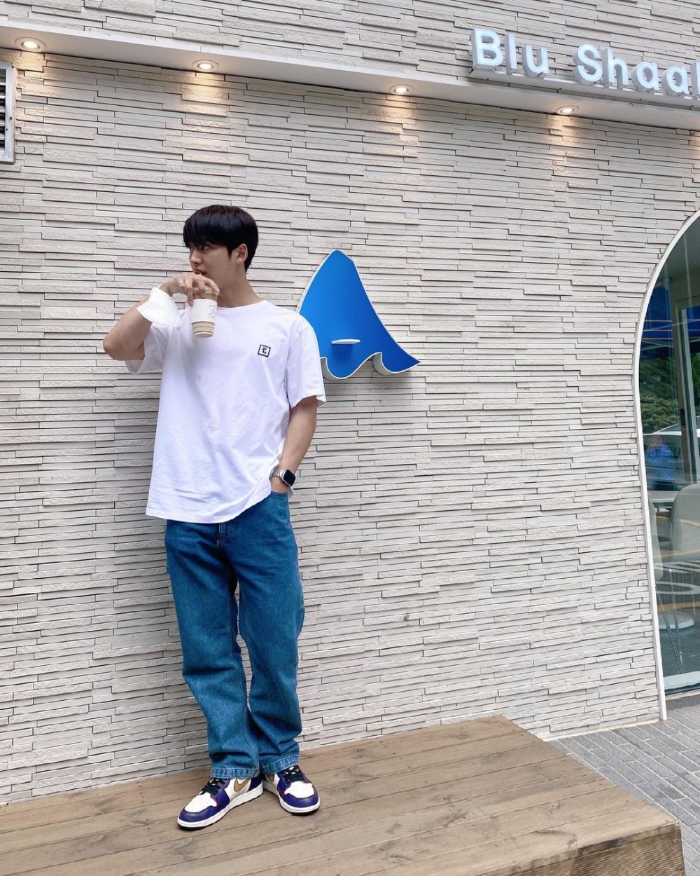 V Live V Live