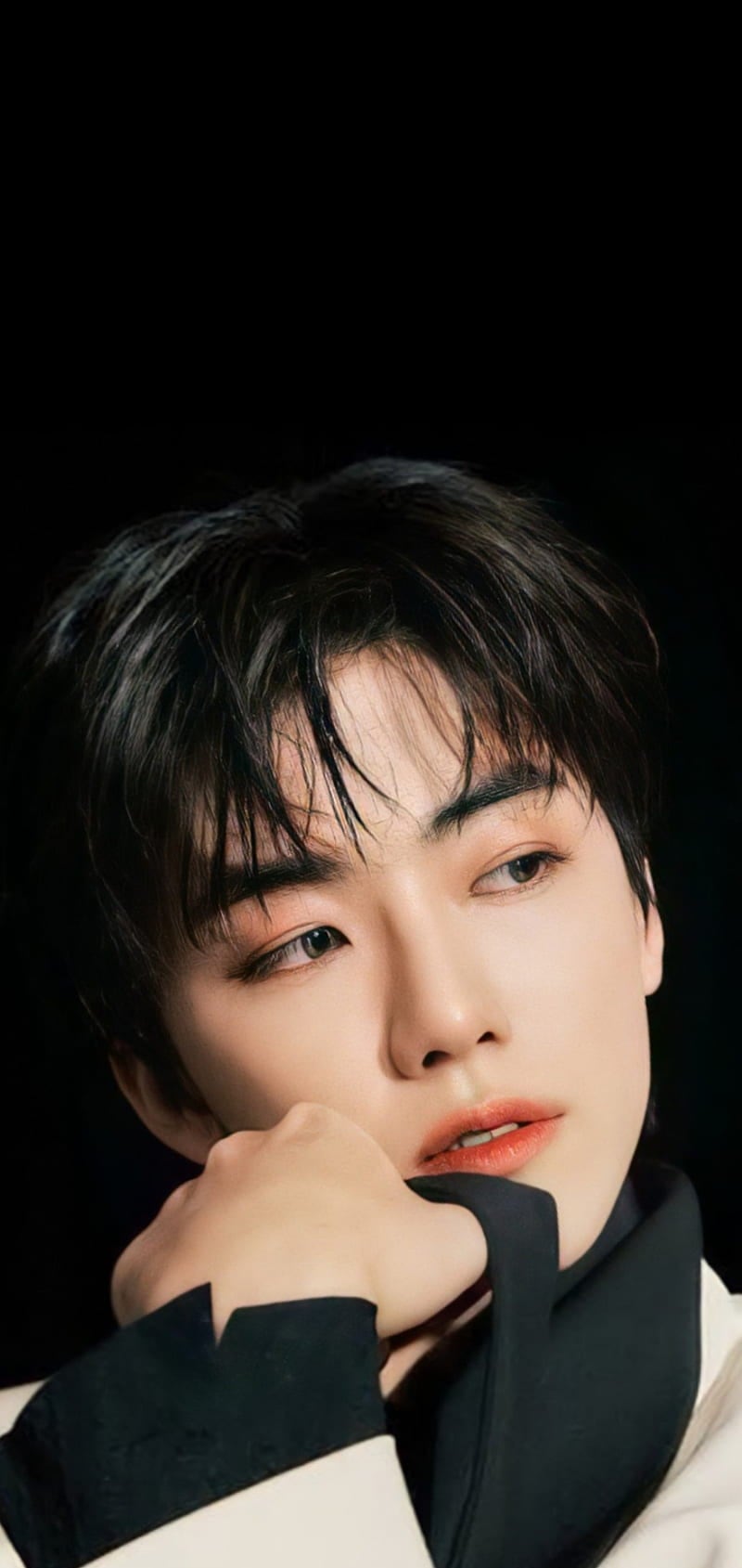 V LIVE