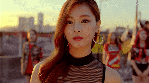 V Live
