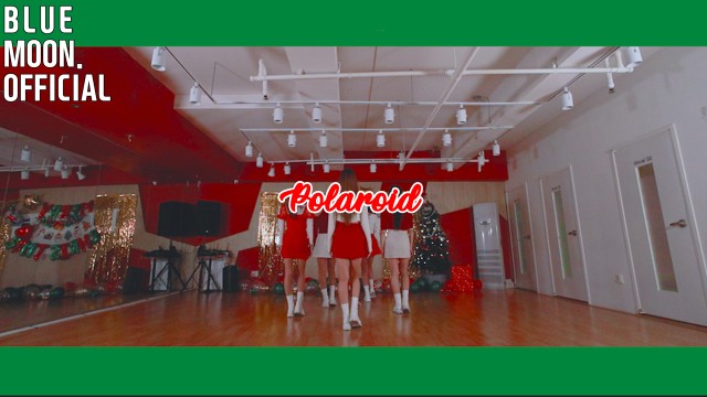 MAKAMAKA 마카마카 - 'Polaroid' Christmas ver. Dance Practice