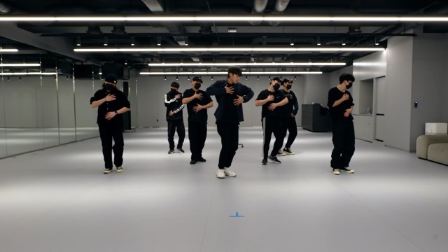 MINHO 민호 '같은 자리 (Area)' Dance Practice