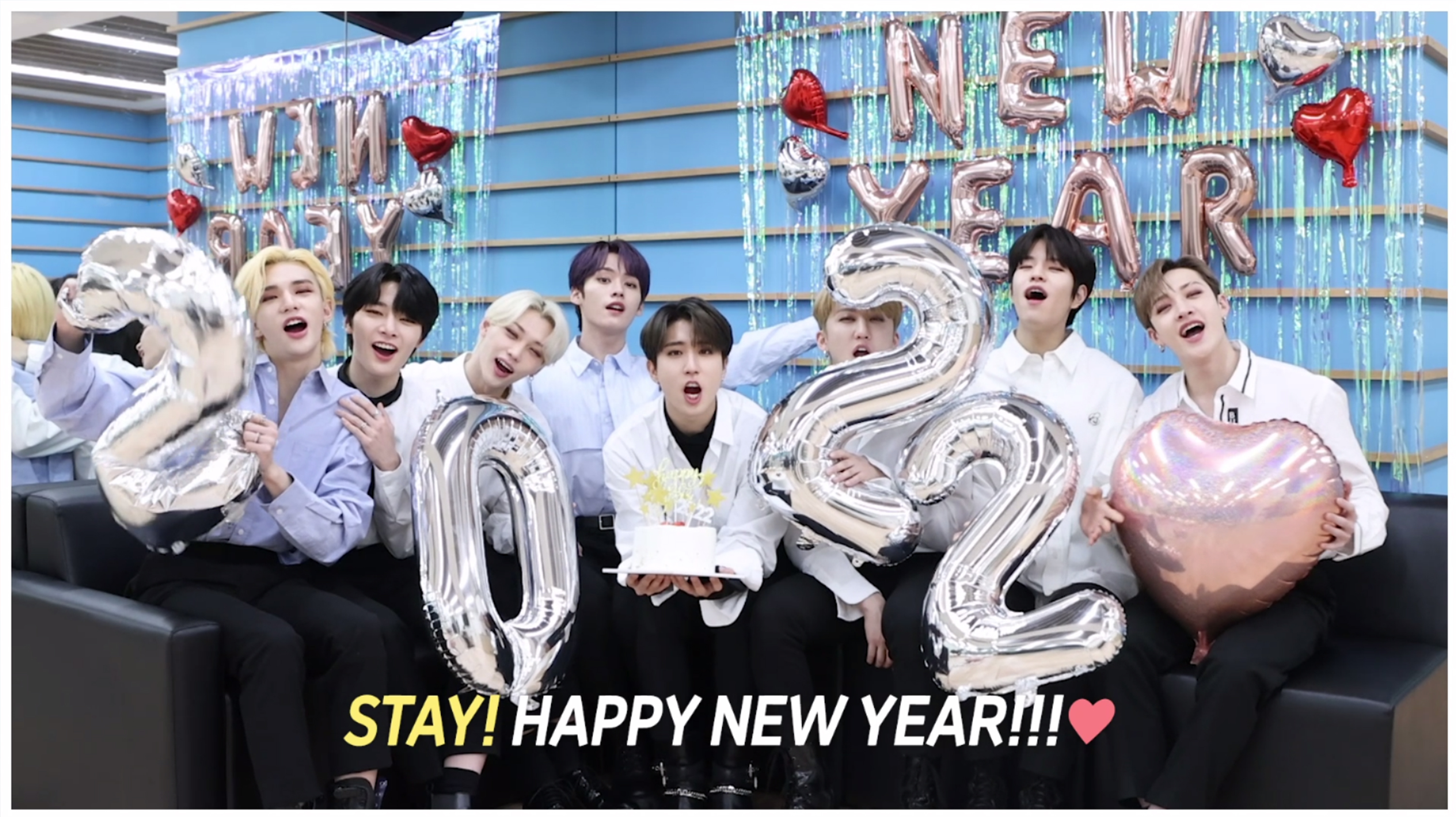 2022 HAPPY NEW YEAR MESSAGE💓 FROM. Stray Kids(스트레이 키즈)