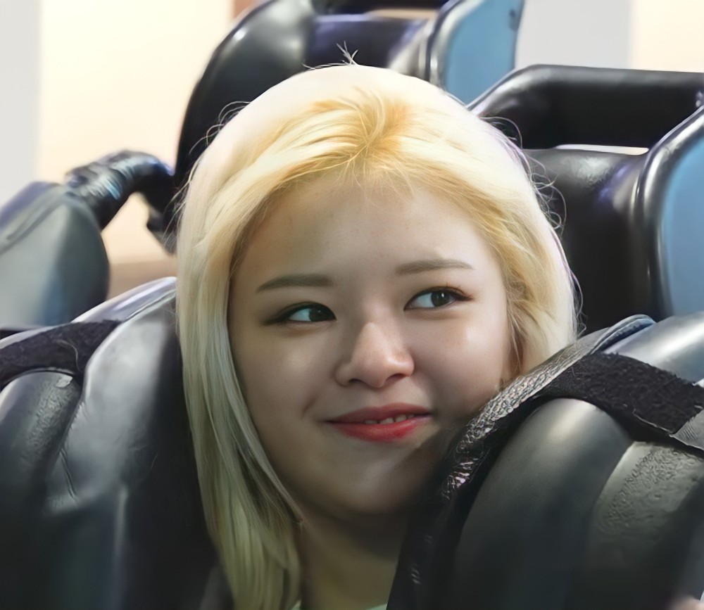 we-re-happy-to-see-you-happy-our-jeongyeon